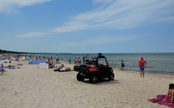 Sponsor‑Ready Beach Report Pack: Photos, Metrics & Narrative